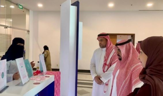 أمانة جدة تطلق حملة للوقاية من سرطان الثدي والتطعيم ضد الإنفلونزا