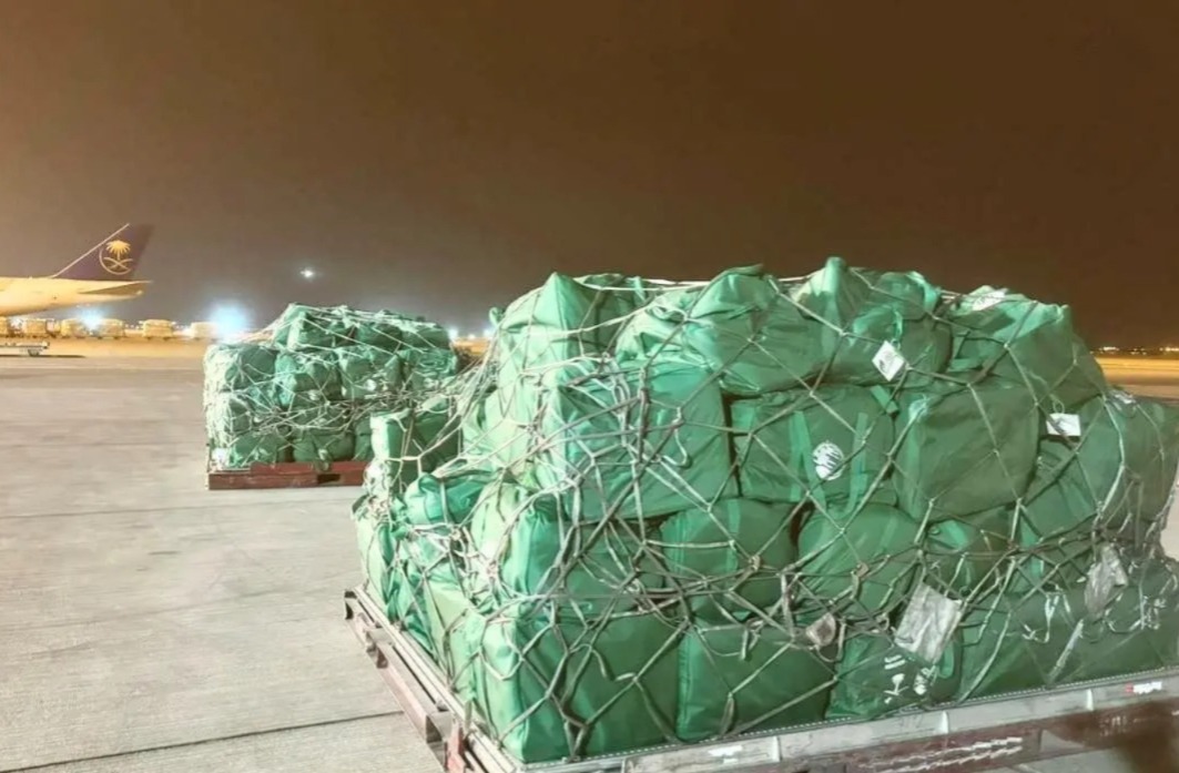 مغادرة الطائرة السعودية الإغاثية الخامسة عشر لمساعدة الشعب اللبناني