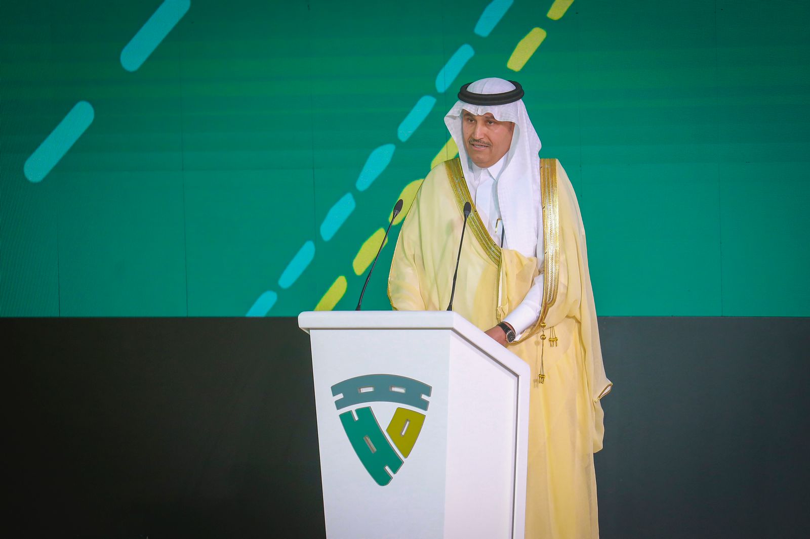 «الجاسر» يفتتح أعمال مؤتمر ومعرض سلامة واستدامة الطرق بحضور 1000 خبير من أكثر من 50 دولة