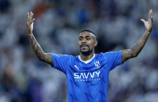 الهلال يعلن غياب مالكوم عن مواجهة الخليج