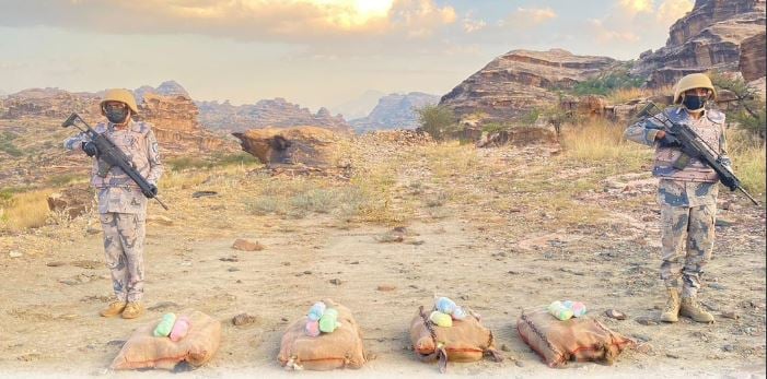 حرس الحدود بجازان يحبط تهريب 240 كيلوجرام من القات المخدر