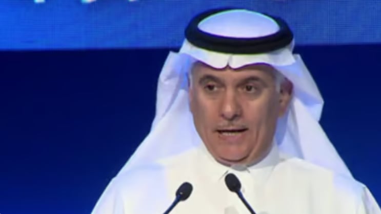 وزير البيئة: استمطار السحب مصدر إضافي للمياه