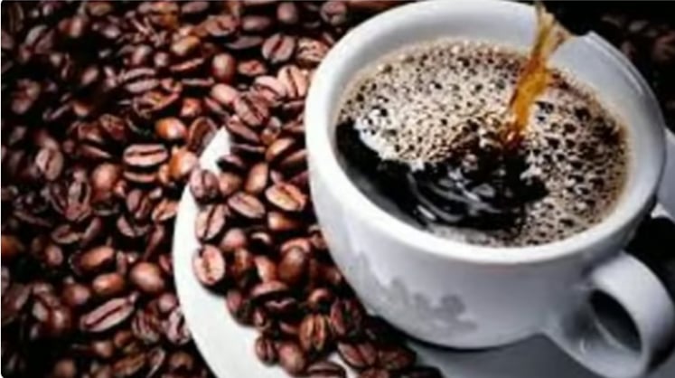 وزارة الصحة توضح الإجراء المطلوب حال تجاوز الحد اليومي من القهوة
