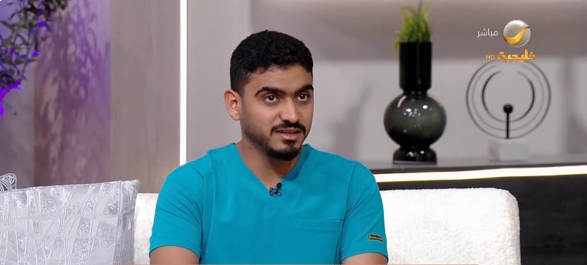 أخصائي: مشاهدة التليفزيون أثناء تناول الطعام عادة خاطئة