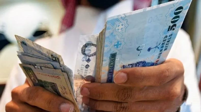 مختص يكشف شروط برنامج «المصافحة الذهبية»
