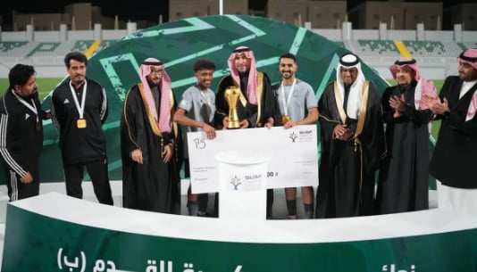 جامعة الأمير سطام بن عبدالعزيز تتوج بطلًا لكأس بطولة الجامعات فئة "ب"
