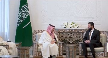 كاتب: الحراك العربي والعالمي في دمشق نتيجة جهود المملكة ودعمها لنمو سوريا ونهضتها