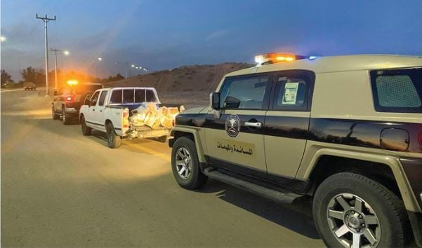 دوريات المجاهدين بالقصيم تضبط مخالفًا لنظام البيئة