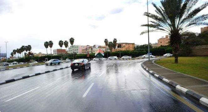 طقس المملكة الأربعاء.. سماء غائمة ورياح نشطة وفرصة لهطول الأمطار الرعدية 