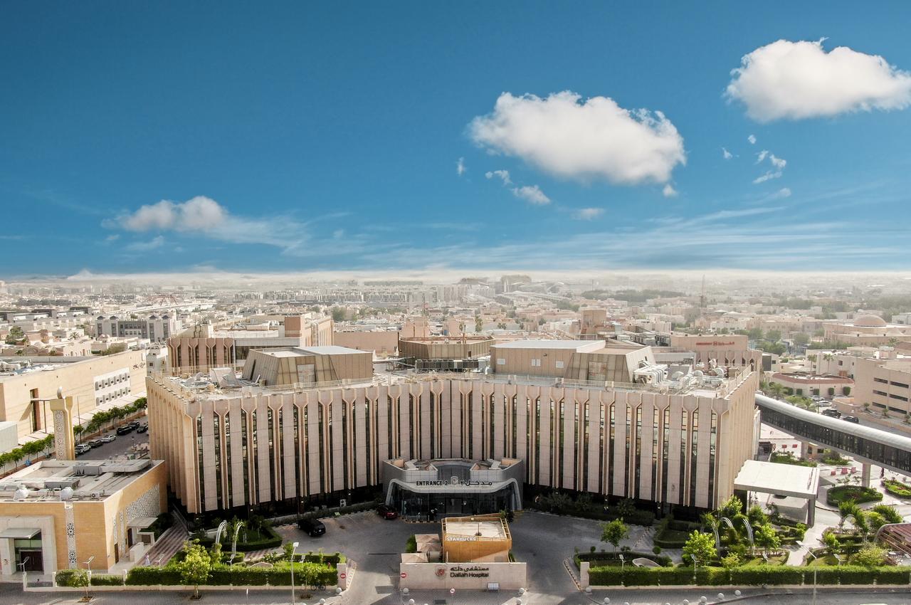 مستشفى دله النخيل بالرياض ينقذ مريضة من ورم في الرقبة ممتد للقفص الصدري

