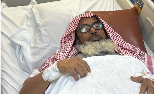 الداعية "المدخلي" يخضع لقسطرة قلبية في مستشفى الأمير محمد بن ناصر بجازان 
