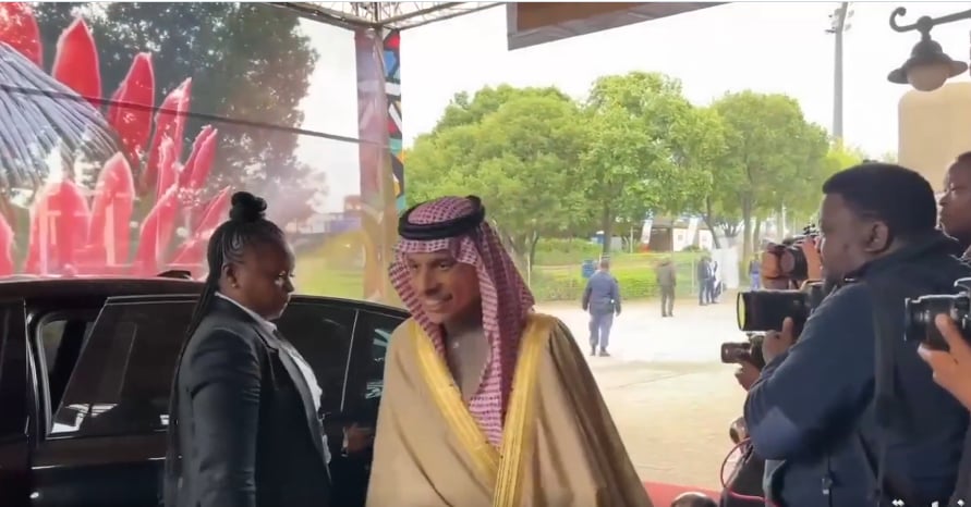 وصول الأمير فيصل بن فرحان إلى مقر اجتماع وزراء خارجية «G20» في جوهانسبرج