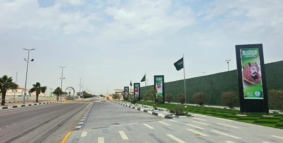 احتفاء بـ«يوم التأسيس».. أعلام الوطن واللوحات التعبيرية تزين المنطقة الشرقية