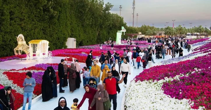 فعاليات وعروض فنية نظمتها الهيئة الملكية بينبع احتفاء بـ"يوم التأسيس"