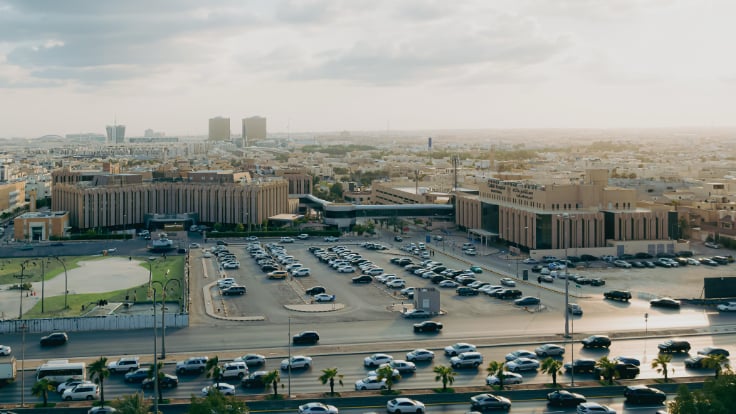 مستشفيات وعيادات دلّه تعلن عن مواعيد العمل خلال أيام عيد الفطر المبارك.. والطوارئ والصيدليات على مدار الساعة
