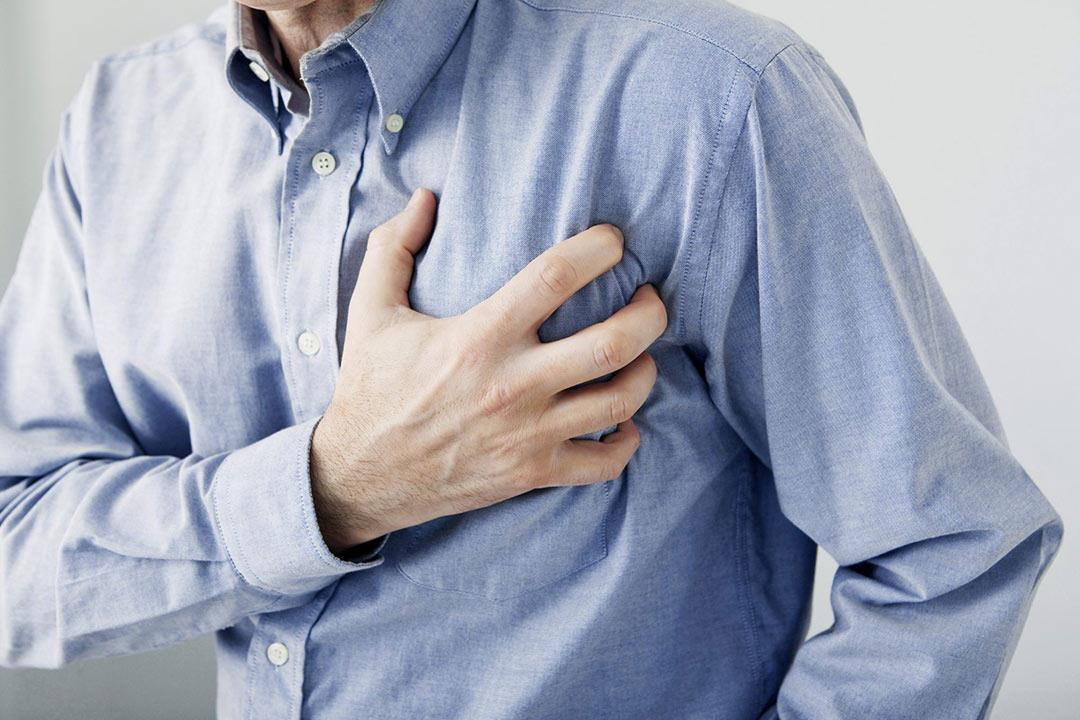 استشاري يحذر من 5 علامات لخطورة خفقان القلب