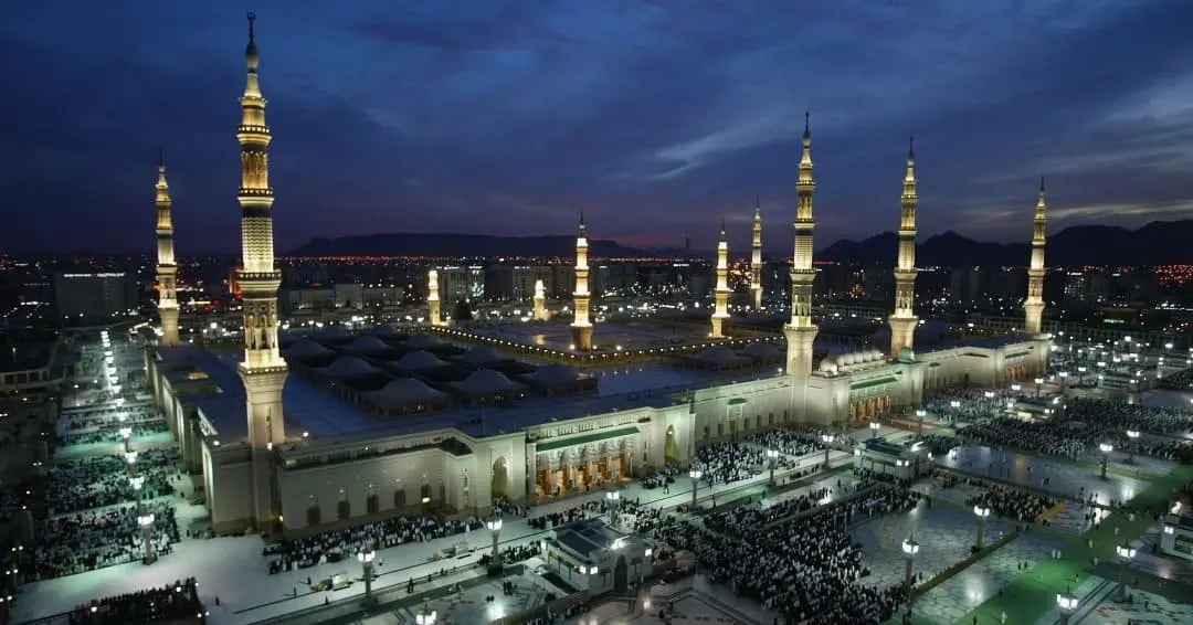 موعد أذان المغرب اليوم الثلاثاء 25 رمضان 1446 في المملكة