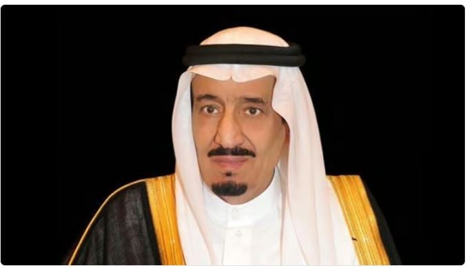 خادم الحرمين الشريفين يهنئ المواطنين والمقيمين والمسلمين في العالم بمناسبة حلول عيد الفطر 