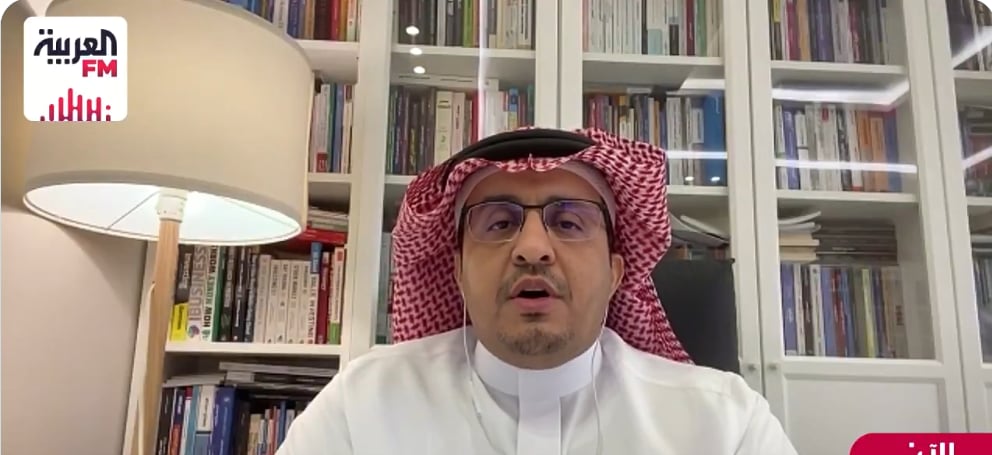 كاتب اقتصادي يوضح أسباب تذبذب الأسهم في الأسواق العالمية