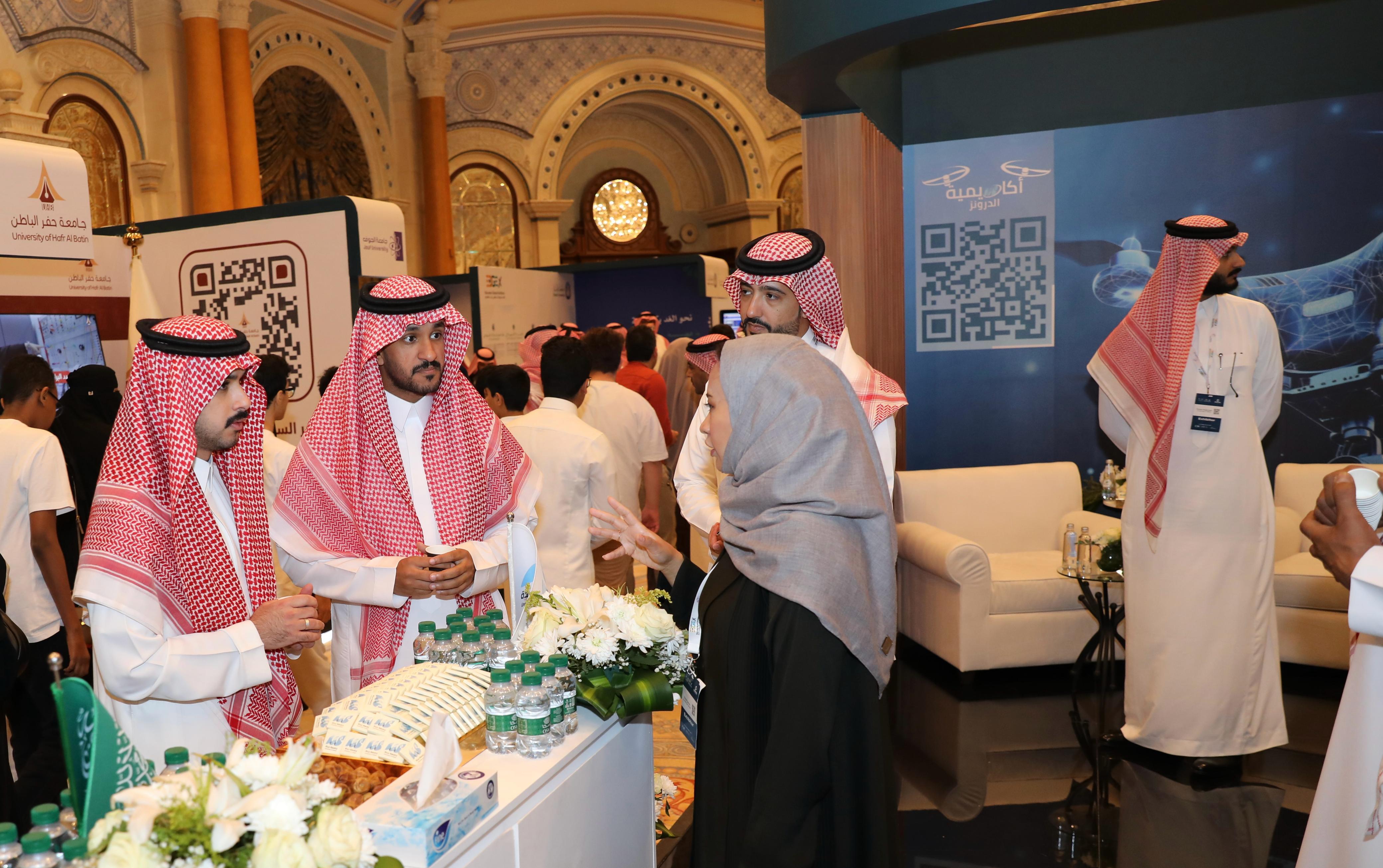 جامعة جدة راعي بلاتينيوم في معرض EDGEx 2025 وتعرض أبرز ابتكاراتها التقنية والتعليمية