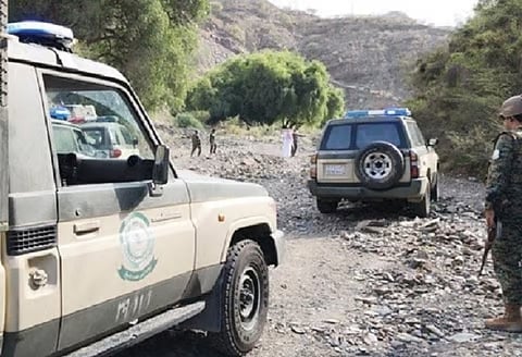 إحباط تهريب (35) كيلو جرامًا من القات المخدر في جازان
