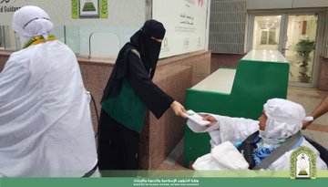 «الشؤون الإسلامية»: توزيع 197 ألف نسخة توعوية للحجاج عبر مطار الملك عبدالعزيز وميناء جدة