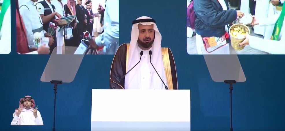 وزير الحج: لن نسمح بأي قصور أو تهاون تجاه خدمة الحجيج