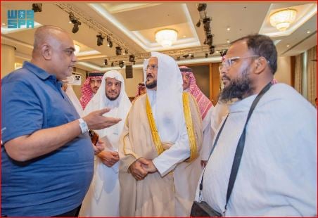وزير الشؤون الإسلامية يتفقّد مقار ضيوف برنامج خادم الحرمين بالعاصمة المقدسة