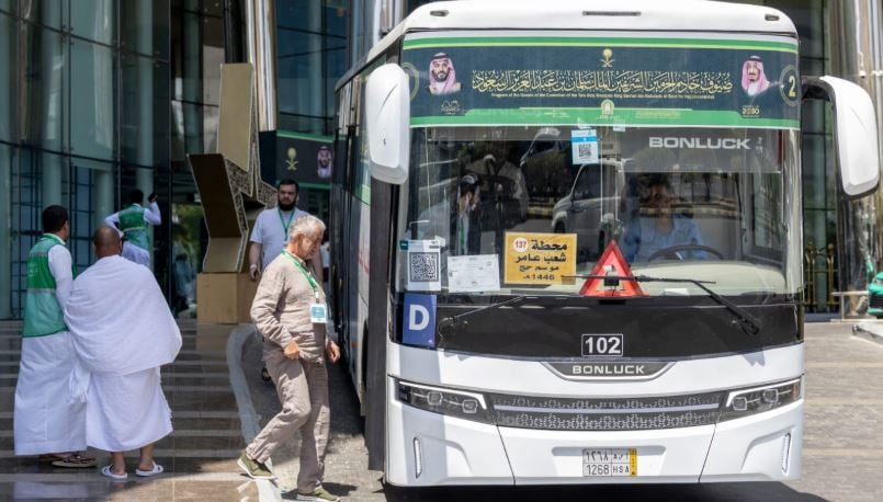 «الشؤون الإسلامية» تسيّر 200 رحلة ترددية يوميًا لضيوف برنامج خادم الحرمين الشريفين إلى المسجد الحرام