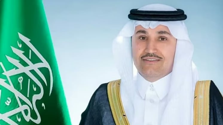 وزير النقل: كرفانات على طريق «المدينة – مكة» لخدمة الحجاج حال تعطل مركباتهم   