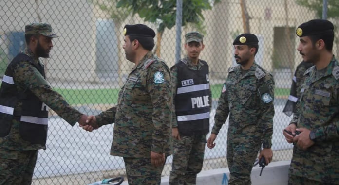 اللواء العنزي يتفقد مهام وكالة الأفواج الأمنية المشاركة في الحج