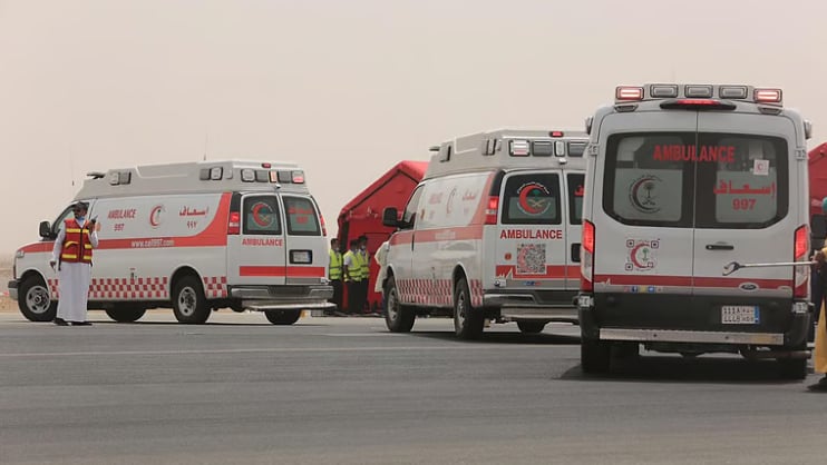 «المرور» تحث ضيوف الرحمن على التعاون مع مركبات الإسعاف