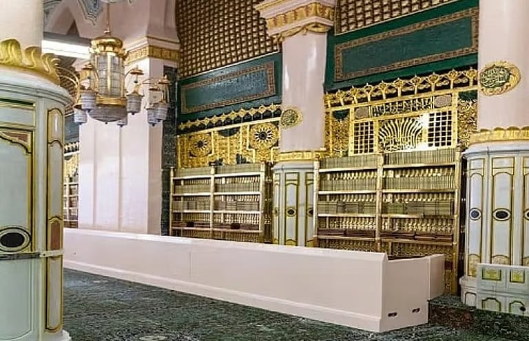 إمارة المدينة المنورة: استمرار إدارة الحشود وتيسير الوصول إلى الروضة الشريفة
