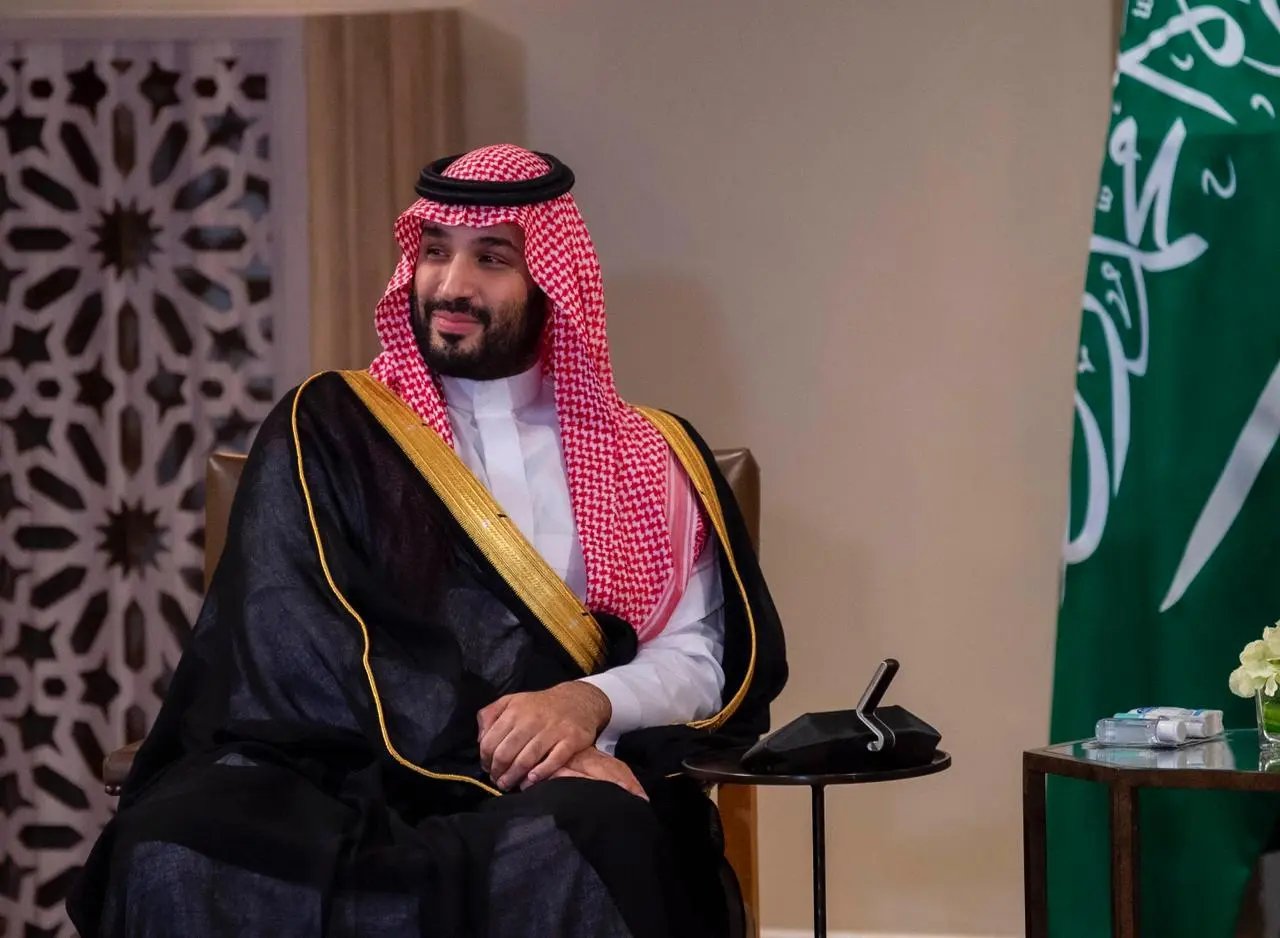 ولي العهد يستعرض تطورات الأحداث مع رئيس الوزراء الباكستاني