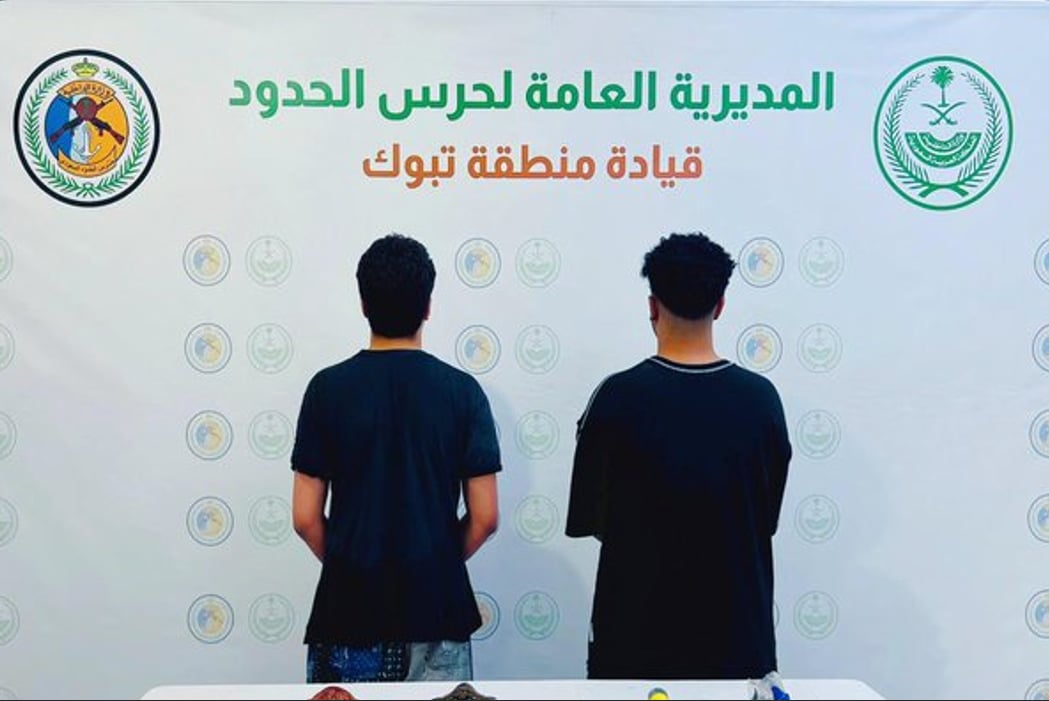 ضبط مواطنين مخالفين للائحة الأمن والسلامة لمزاولي الأنشطة البحرية بتبوك