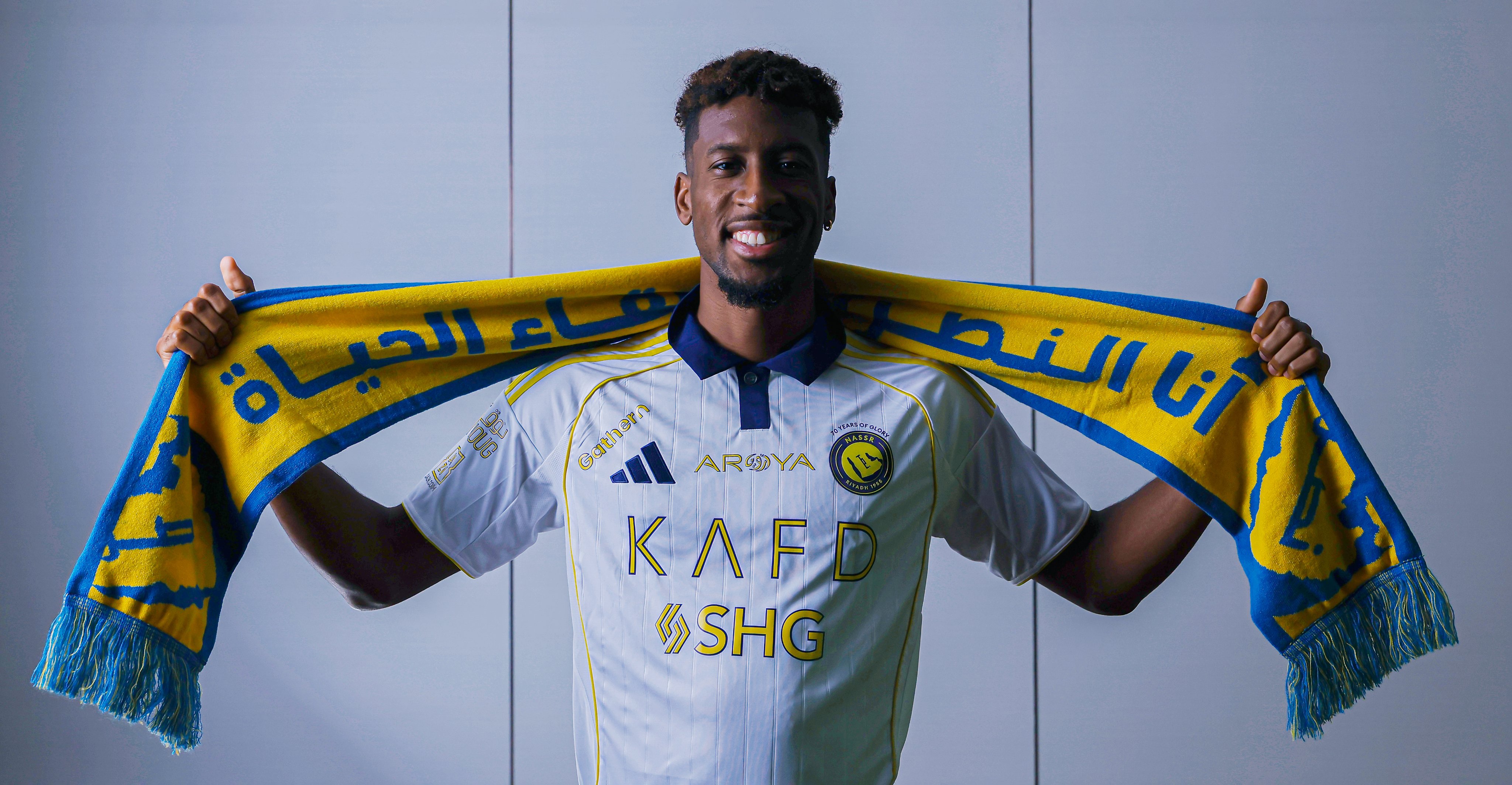 كومان رسميًا في النصر.. و«العالمي» ينشر صور اللاعب في أولى التدريبات

