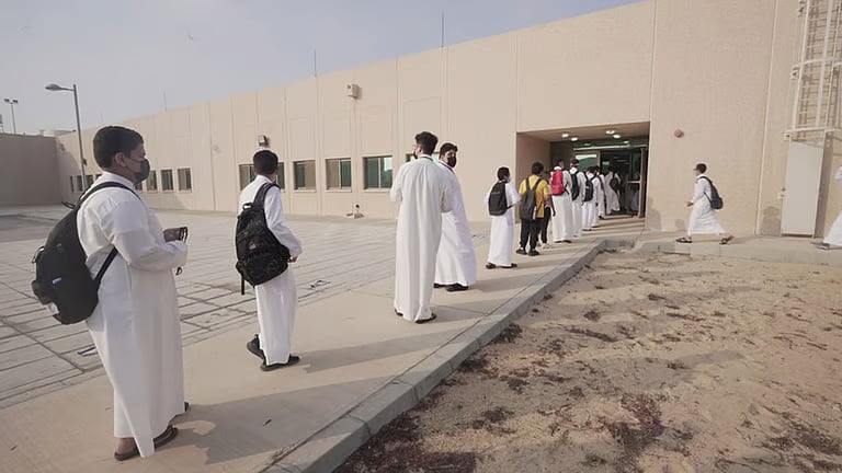 مستشار اجتماعي: 8 إجراءات لتهيئة الطلاب لاستقبال الدراسة