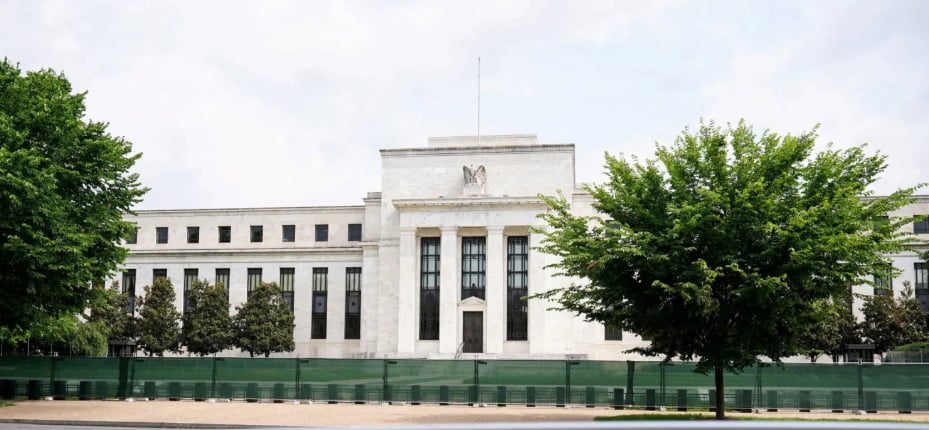 تأثير مباشر على الديون والمدخرات.. كيف ينعكس الخفض المرتقب للفائدة من الفيدرالي لأول مرة منذ 2024؟