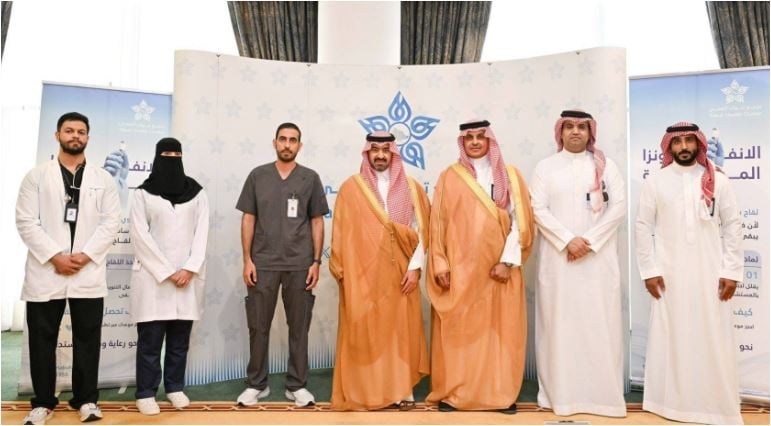 نائب أمير تبوك يدشن حملة التطعيم ضد الإنفلونزا الموسمية