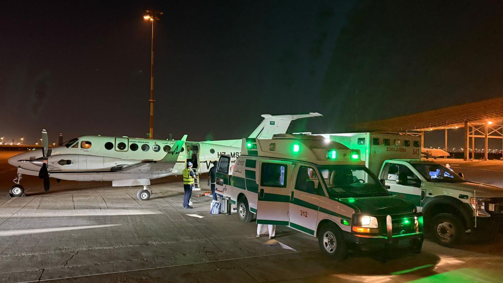 نقل مواطنتين بطائرة الإخلاء الطبي من الكويت لاستكمال علاجهما بالمملكة
