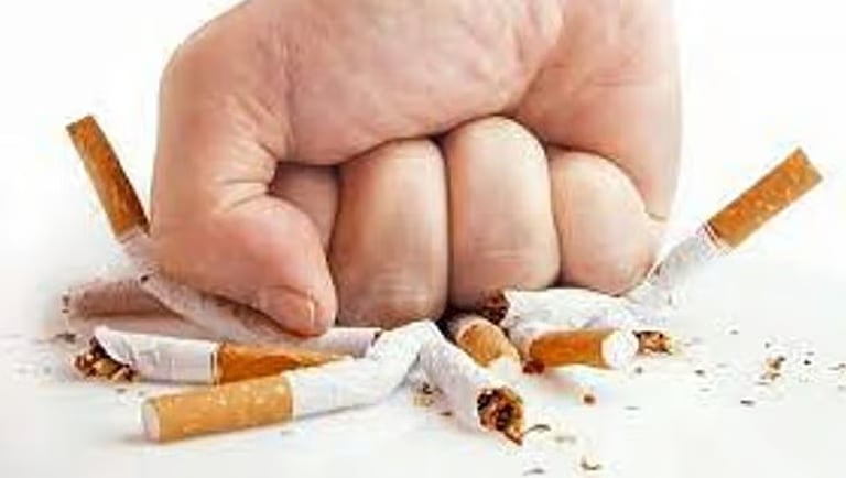 استشارية: التدخين مع استخدام حبوب منع الحمل من أبرز أسباب السكتات الدماغية لدى النساء