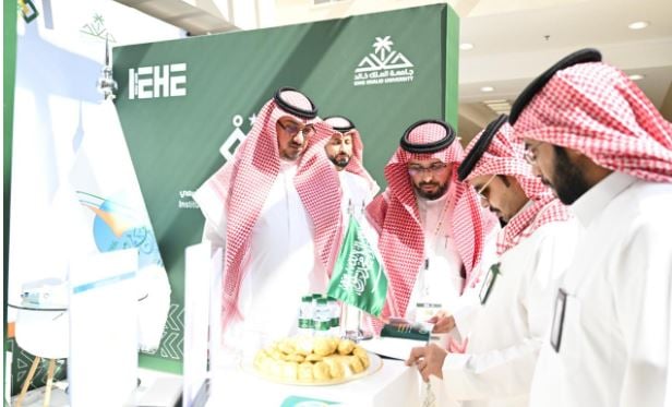 بالصور.. جامعة جازان تستعرض مشروع «منه نتميز» خلال مشاركتها في «ملتقى التميز المؤسسي»