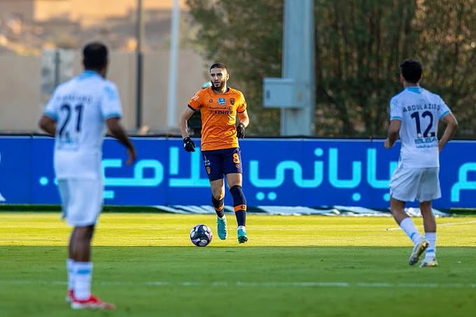  الفيحاء يتخطى الأخدود بهدفين في دوري روشن 