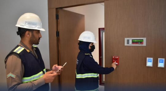 الدفاع المدني بمنطقة الرياض يكثف جولات السلامة في المباني العالية