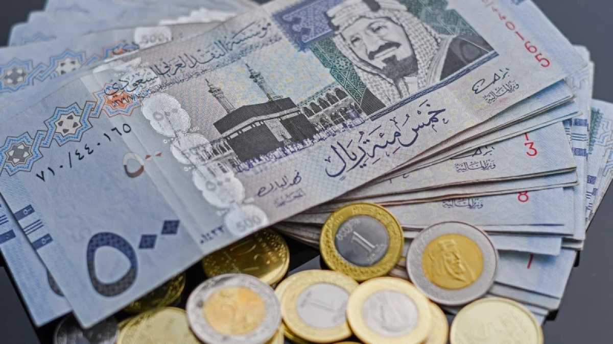 سعر الريال مقابل الدولار والعملات الأجنبية اليوم الثلاثاء 20-5-1447
