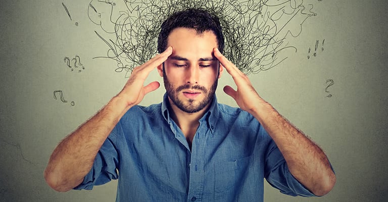 استشاري طب نفسي: 4 أعراض لاضطرابات القلق