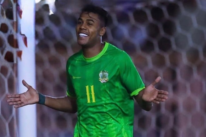 لاعب الشرطة لـ«عاجل»: جاهزون لمحو الصورة السلبية أمام الهلال

