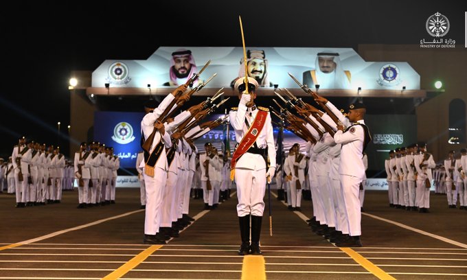 معهد الدراسات الفنية للقوات البحرية بالدمام يحتفل بتخريج الدفعة 83