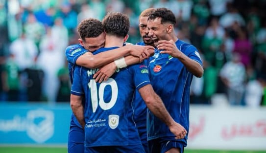الفتح يحقق فوزًا غاليًا على الأهلي في "دوري روشن"