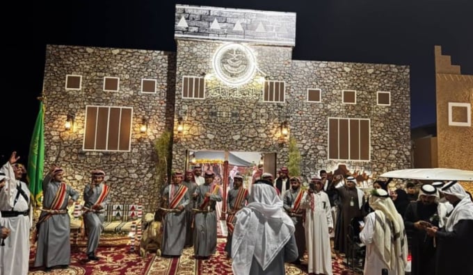 إقبال كبير على جناح الباحة في مهرجان الملك عبدالعزيز للإبل